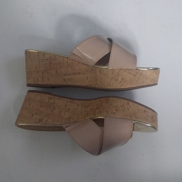 Beautiful sandals by Sam &Libi🍀🌸🌼 - Picture 3 of 12